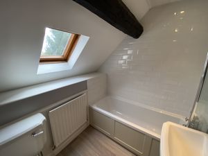 BATHROOM- click for photo gallery